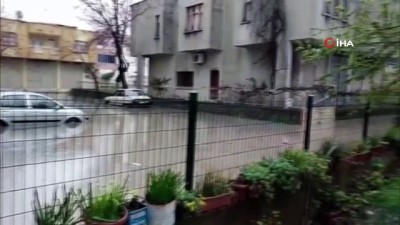 yagmur suyu -  Osmaniye'de şiddetli yağmur su baskınlarına neden oldu Videosu