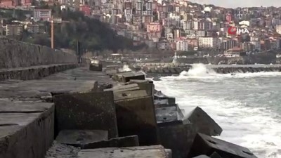  Zonguldak’ta şiddetli yağış ve rüzgar etkili oldu