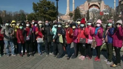  Korona virüs nedeniyle boş kalan Sultanahmet Meydanı havadan görüntülendi