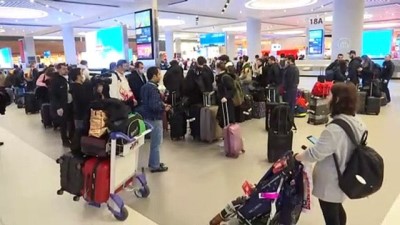 Londra'da bulunan Türkleri taşıyan son uçak İstanbul'a geldi - İSTANBUL