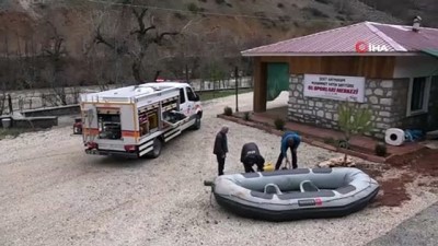 uzman cavus -  Tunceli’de bot devrildi: 1 uzman çavuş kayıp Videosu