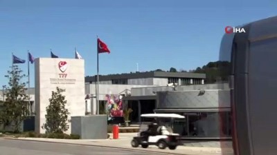 UEFA, Avrupa Şampiyonası'nı 1 yıl erteledi