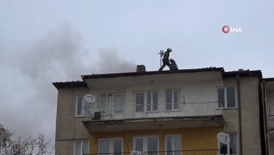 efes -  Aksaray’da 5 katlı binada baca yangını Videosu
