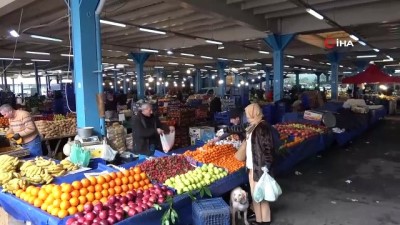 la paz -  Büyükçekmece’de pazarlarda sadece gıda ve temizlik ürünlerinin satışına izin verilecek Videosu