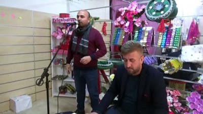  Korona’ya kolonyalı şarkı