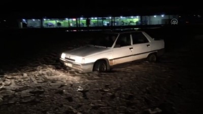 trafik polisi - Sağanak ve dolu etkili oldu - ŞANLIURFA Videosu