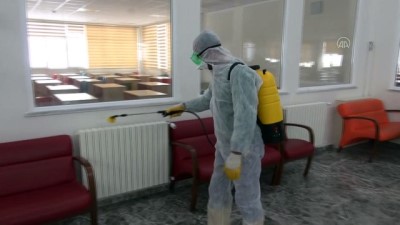 Cumhuriyet Üniversitesinde koronavirüse karşı ilaçlama yapıldı - SİVAS