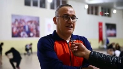  Japonya vatandaşı Taito’dan halk oyunu sürprizi