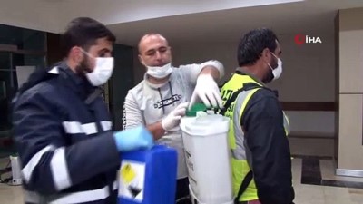  Korona virüsüne karşı Fırat Üniversitesi Hastanesi dezenfekte edildi