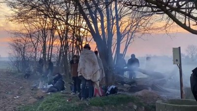 nani - Sınırı geçmek isteyen göçmenlerin Edirne'ye gelişi sürüyor (1) Videosu