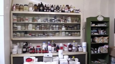 borat - Edirne'de eczacılar el dezenfektanı üretmeye başladı - EDİRNE Videosu