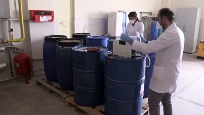 dezenfeksiyon - Kilis 7 Aralık Üniversitesinde dezenfektan üretimine başlandı - KİLİS Videosu