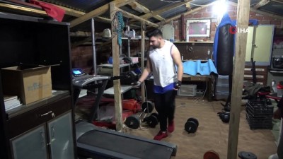 mustakil ev -  Korona virüs engelini, evinin çatısında aştı Videosu