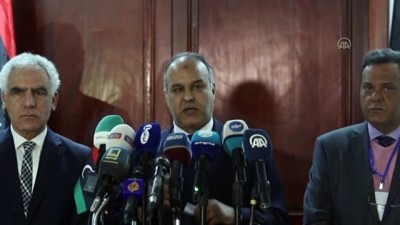 gida sikintisi - Libya Ekonomi Bakanı İsavi'den 'gıda stoklarımız yeterli' mesajı - TRABLUS Videosu