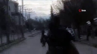 kamera -  Motosiklette 2 keçi, 2 insan Videosu