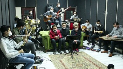 saglik personeli - Uşak Belediyesi Kent Orkestrası'ndan ''Evde Kal' klibi - UŞAK Videosu