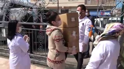 saglik personeli -  Fırsatçılara inat ücretsiz dağıttılar Videosu