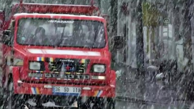 kar manzaralari - Kar yağışı hayatı olumsuz etkiledi - KARS Videosu