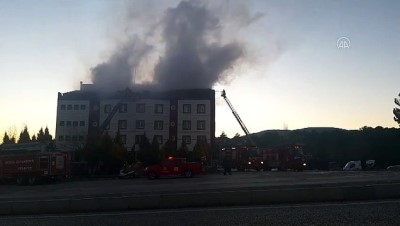 yangin yeri - Kuru yemiş fabrikasında yangın çıktı - DENİZLİ Videosu