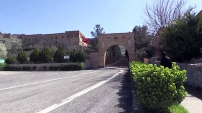 pazar gunu - Kiliselerde koronavirüs tedbirleri kapsamında ayin yapılmadı - MARDİN Videosu