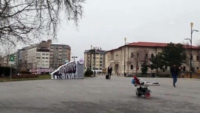 trafik yogunlugu - Sivas'ta 'evde kal' çağrısı etkili oldu Videosu