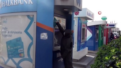 bankamatik -  Akhisar Belediyesi bankamatikleri de dezenfekte ediyor Videosu
