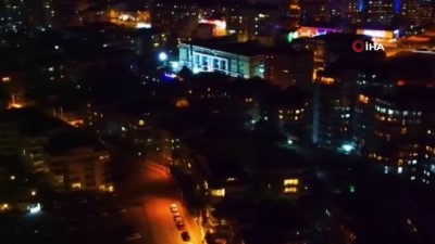 kisla -  Bir DJ, balkonuna kurduğu ses sistemiyle Antalya sokaklarını adeta inletti Videosu