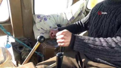 kar kalinligi -  Şırnak'ta karla mücadele çalışmaları sürüyor Videosu