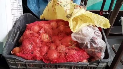 kacis -  - Suriye’den kaçan aileler boş okula sığındı Videosu