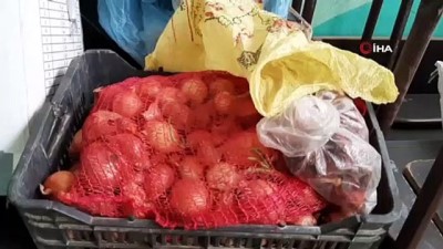 kacis -  - Suriye’den kaçan aileler boş okula sığındı Videosu