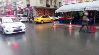 Polisinin vatandaşlara 'Zaruri olmadıkça dışarı çıkmayın' uyarısı sürüyor - İSTANBUL