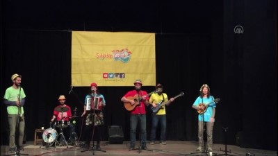 internet yayini - Şubadap Çocuk grubundan çocuklara özel canlı yayın konserleri - İSTANBUL Videosu