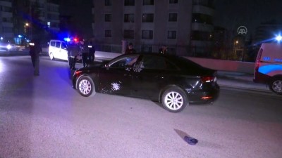 silahli saldiri - Başkentte seyir halindeki otomobile ateş açıldı Videosu