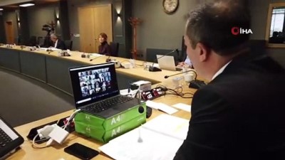 olaganustu toplanti -  - Koronavirüs nedeniyle telekonferanslı senato toplantısı Videosu