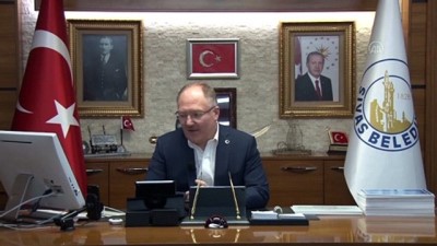 Sivas Belediye Başkanı Bilgin'den koronavirüse karşı 'görüntülü konuşma' uygulaması