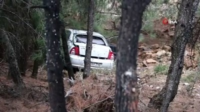  Spil Dağı'nda panelvan araçla çarpışan otomobil uçuruma yuvarlandı: 2 yaralı