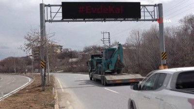 ipekyolu -  Van'da trafik elektronik levhalara evde kal çağrısı Videosu