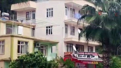  Antalya'da korkutan orman yangını büyümeden söndürüldü