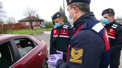 Jandarma uygulama noktasında koronavirüs denetimi - SAKARYA