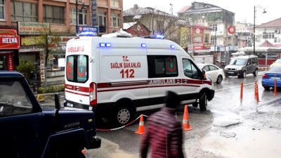  Malatya'da yasaklara uymayarak sokağa çıkan yaşlı adam fenalaşarak yere yığıldı