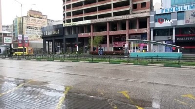  Meydanlar güvercinlere kaldı