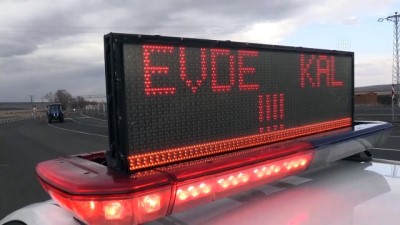 Polis araçlarının tepe lambalarında 'Evde kal' uyarısı - KARS