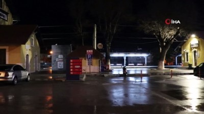  Tren garı ve otobüs terminali sessizliğe büründü