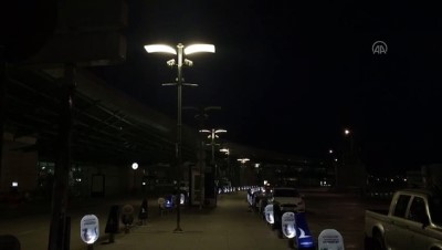 Uçak bilet satışlarına ara verilmesi nedeniyle Esenboğa Havalimanı sessizliğe büründü - ANKARA