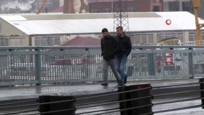 yok artik -  Unkapanı Köprüsü’nün son olta balıkçısı Videosu