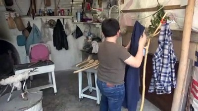 tahta kasik -  Ağacı oyarak sanata dönüştürüyor Videosu