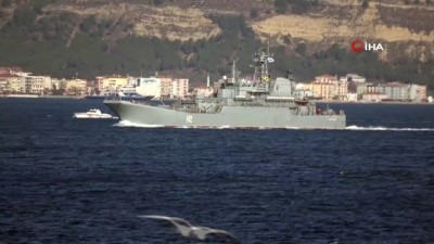  Rus savaş gemisi 2 Türk sahil güvenlik botu refakatinde Çanakkale Boğazı’ndan geçti