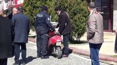 bomba uzmani -  - Şüpheli motosiklet paniğe neden oldu Videosu