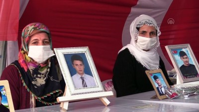 Diyarbakır annelerinin oturma eylemi 211. gününde sürüyor