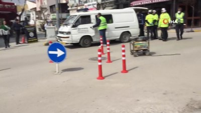  Edirne’de caddeler trafiğe kapatıldı